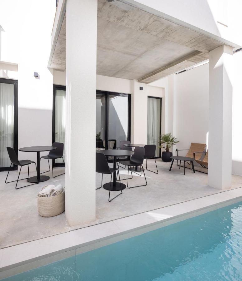 Yours Boutique Stay Valencia Bagian luar foto