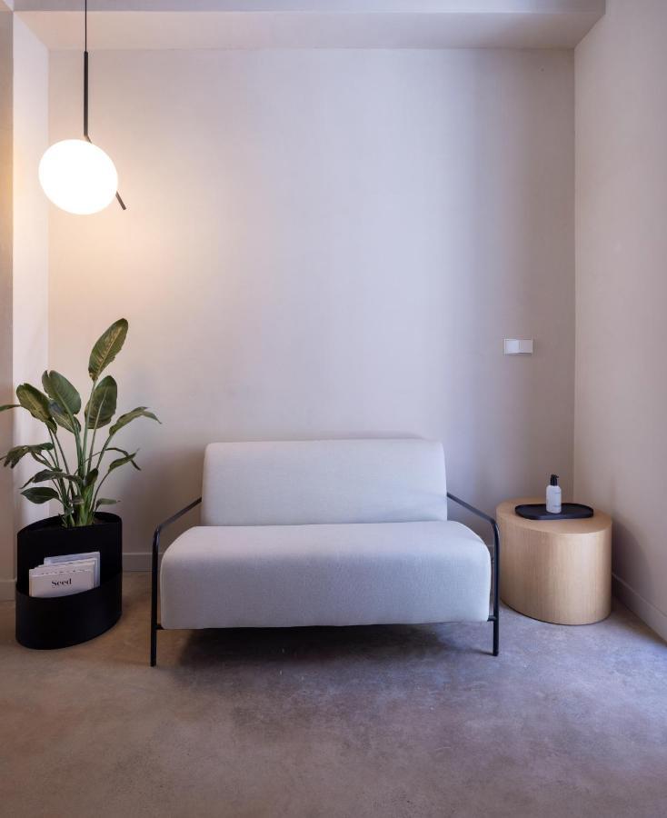 Yours Boutique Stay Valencia Bagian luar foto