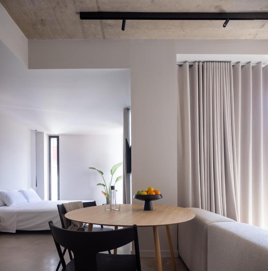 Yours Boutique Stay Valencia Bagian luar foto